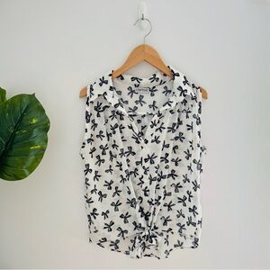 CAPTIVE | Sleeveless Blouse With Bows in Black and White Size Large